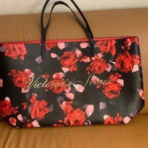 NWOT  Victoria’s Secret Tote Bag